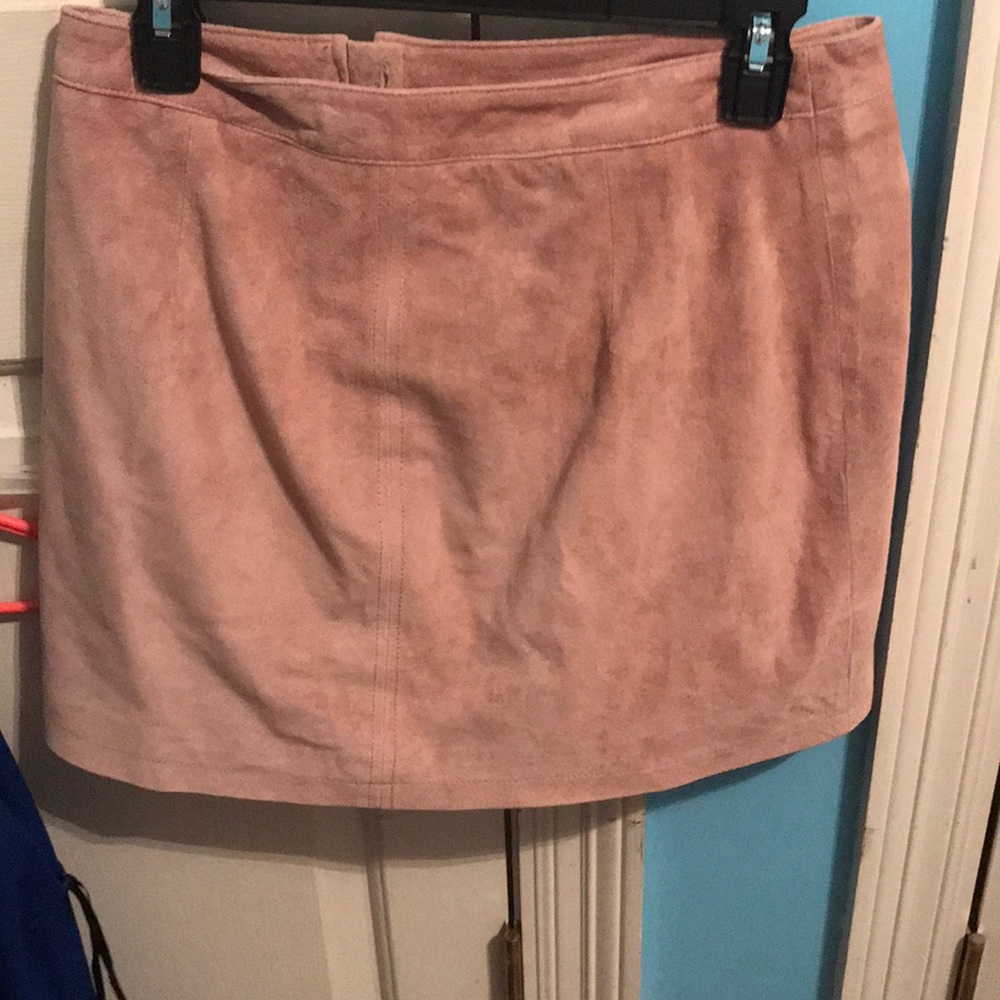 Closet Clean Out - Picture 2 of 2